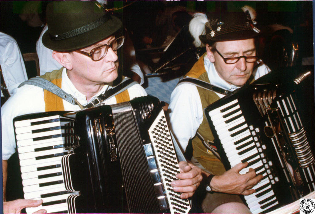 1981 10 10 02 Oktoberfest @ Civic Center.jpg